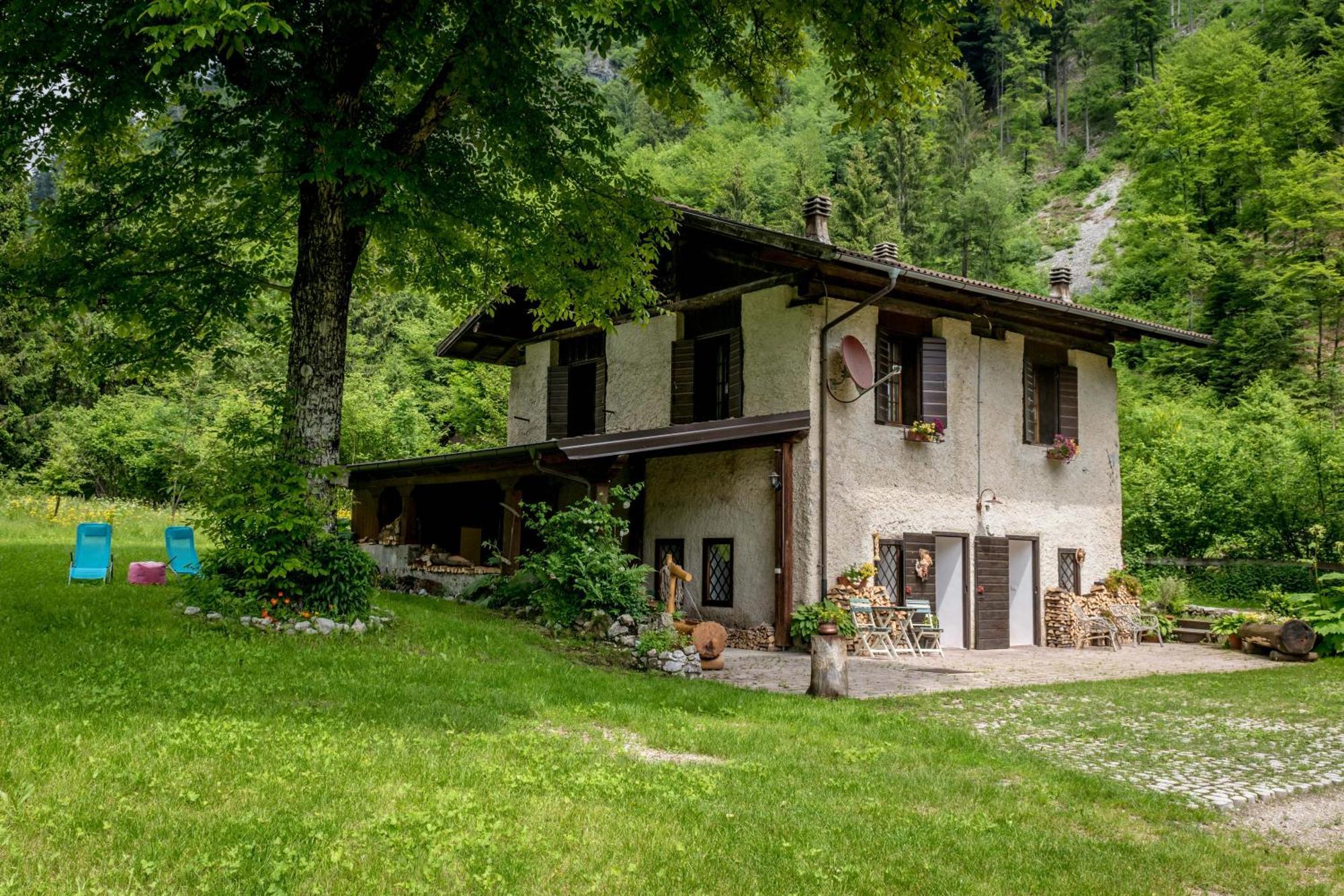 Chalet Silenthia Villa Lenzumo di Concei Kültér fotó